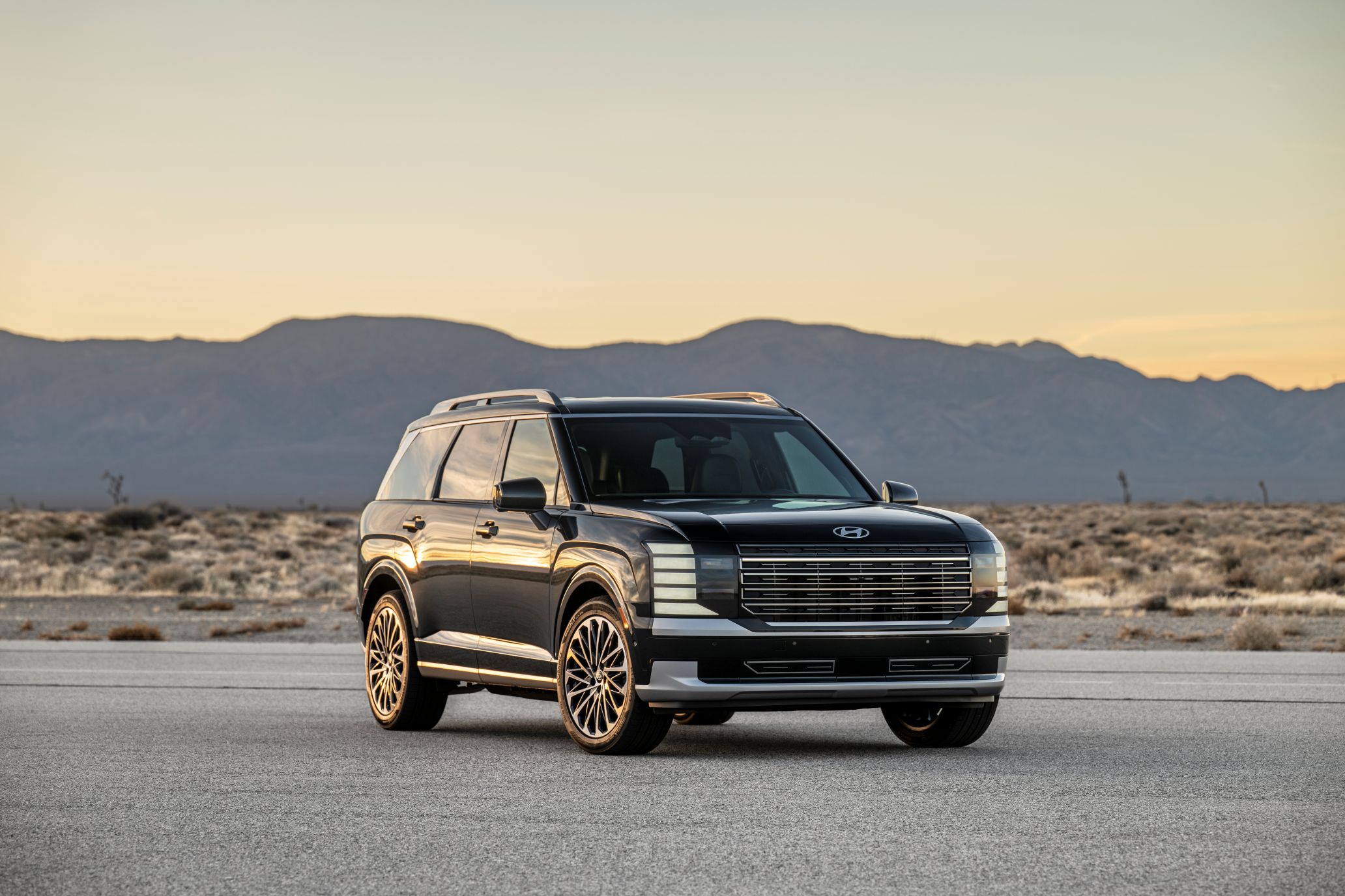 現代汽車榮獲八項 2026 Car and Driver 編輯首選大獎